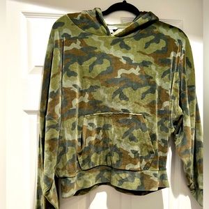 American eagle camo hoodie